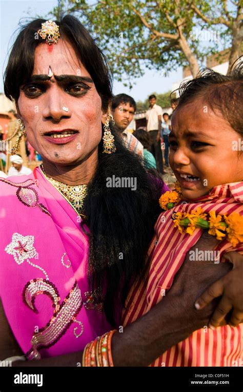 xnxx hijra|Bangladeshi hijra with young boy .